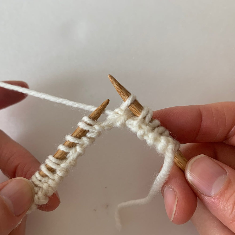 KNITTING TUTORIALS :　ゴム編みの作り目