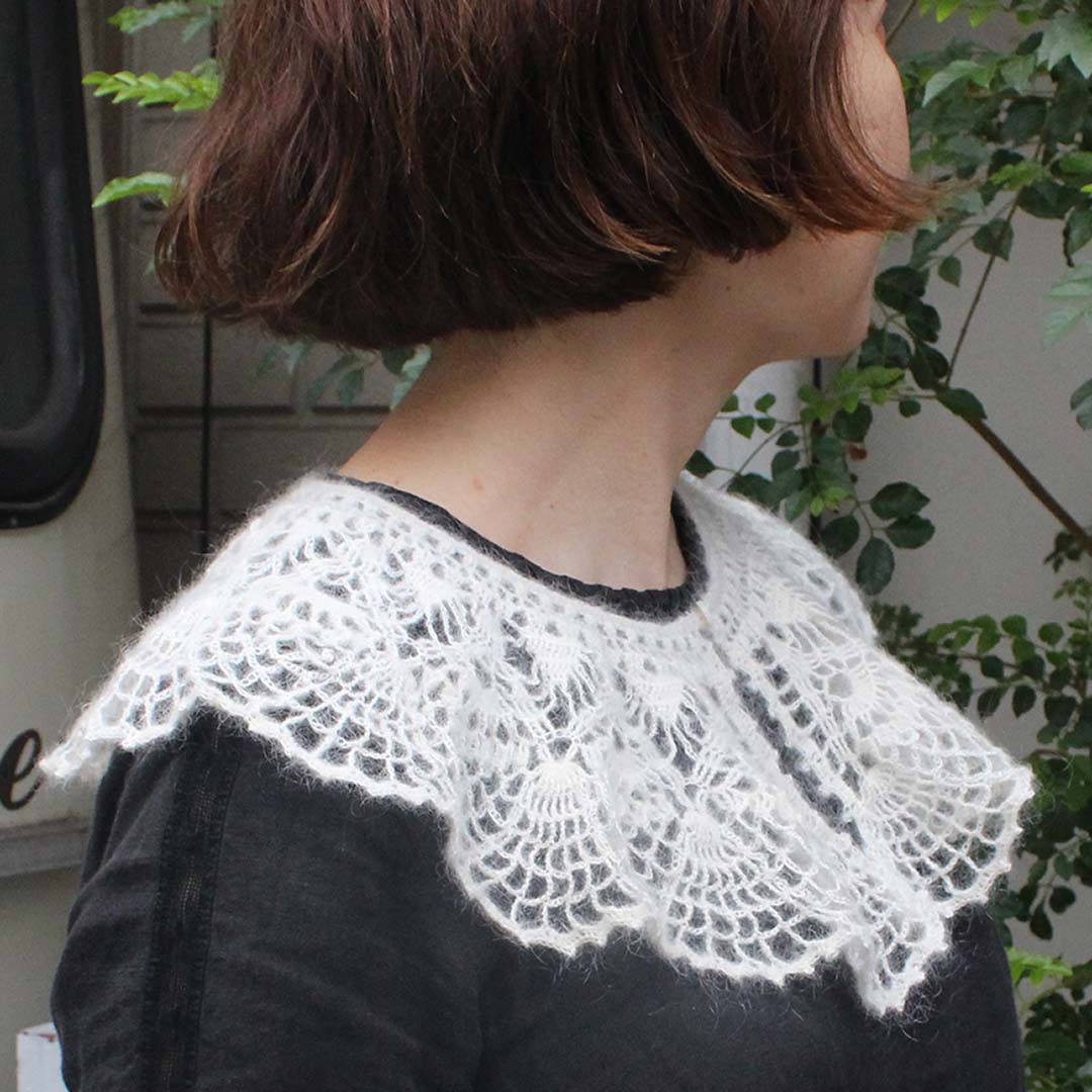 かぎ針編みのレースカラー 【モヘア／ブラッシュトスリ】 キット – moorit