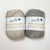 左：light beige、 右：light grey